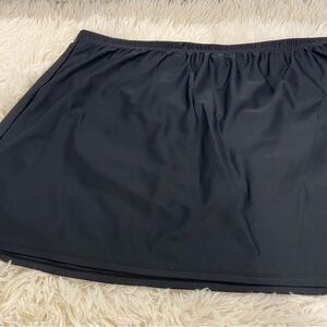 Croft & Barrow Black swim Skirt